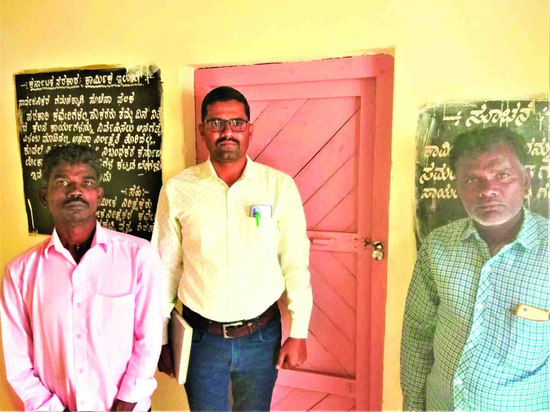 ಹುಡುಕಿ ಕೊಡುವಿರಾ ಕಾರ್ಮಿಕ ಇಲಾಖೆಯ ಅಧಿಕಾರಿಗಳನ್ನು?